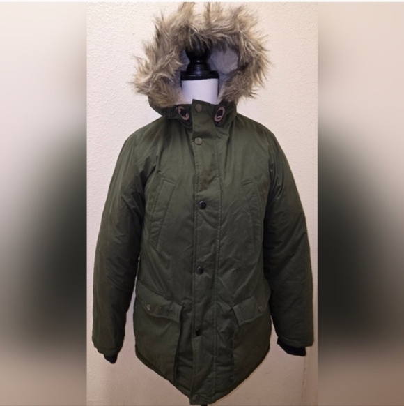 Old Navy Olive Green Parka with Faux Fur Hood - Picture 2 of 10